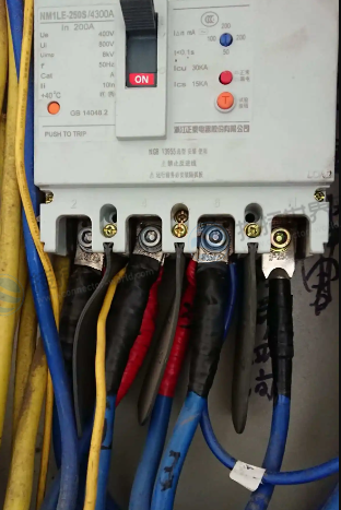 接电箱接线端子怎么接线