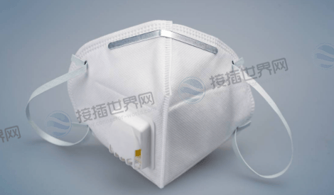 佩戴丁腈手套