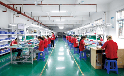 板对板连接器人工安装