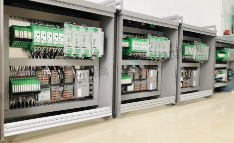 工业控制柜内I/O模块的线对板连接