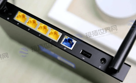 路由器的电源接口