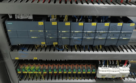 PLC系统主电源回路