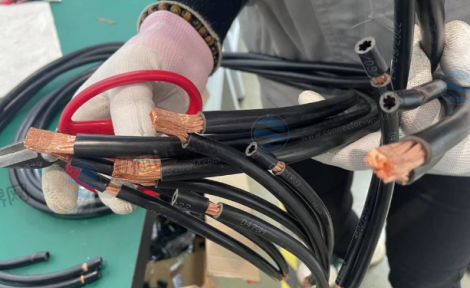 工业电焊机电源线束